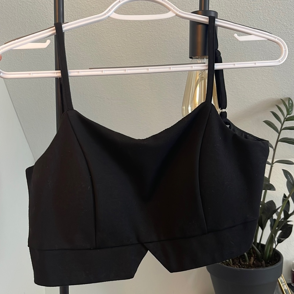 Vividini Cropped Camisole Top